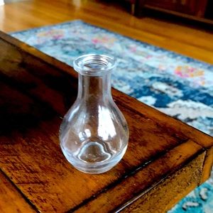 Set of 6 bud vases 3inchesx2 inches